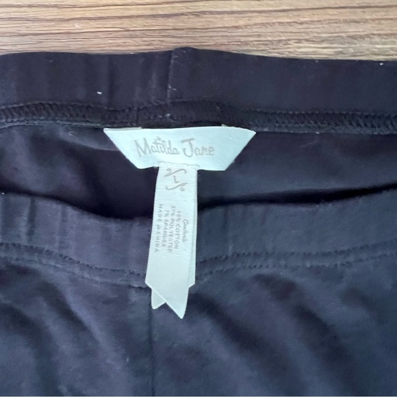 Matilda Jane women’s size L black knit pants, good preowned condition - Picture 2 of 10